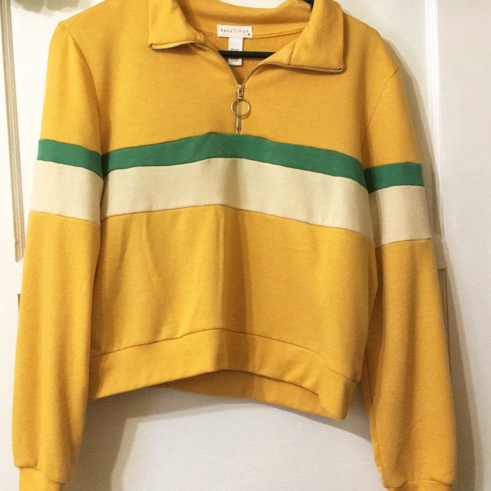 ☀️long sleeve striped yellow sweater shirt☀️